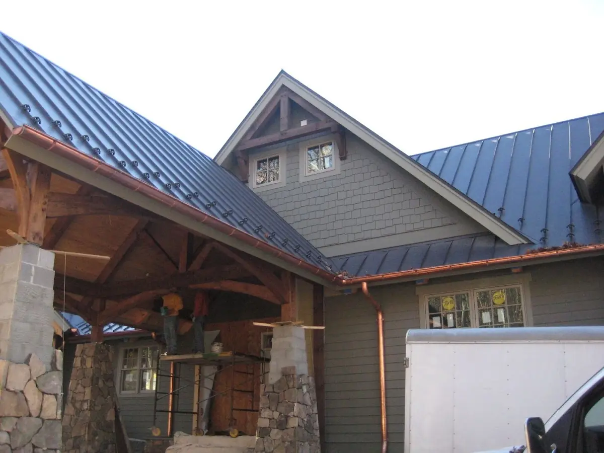 Craftsman Roofing team delivering quality roofing work in West Forest